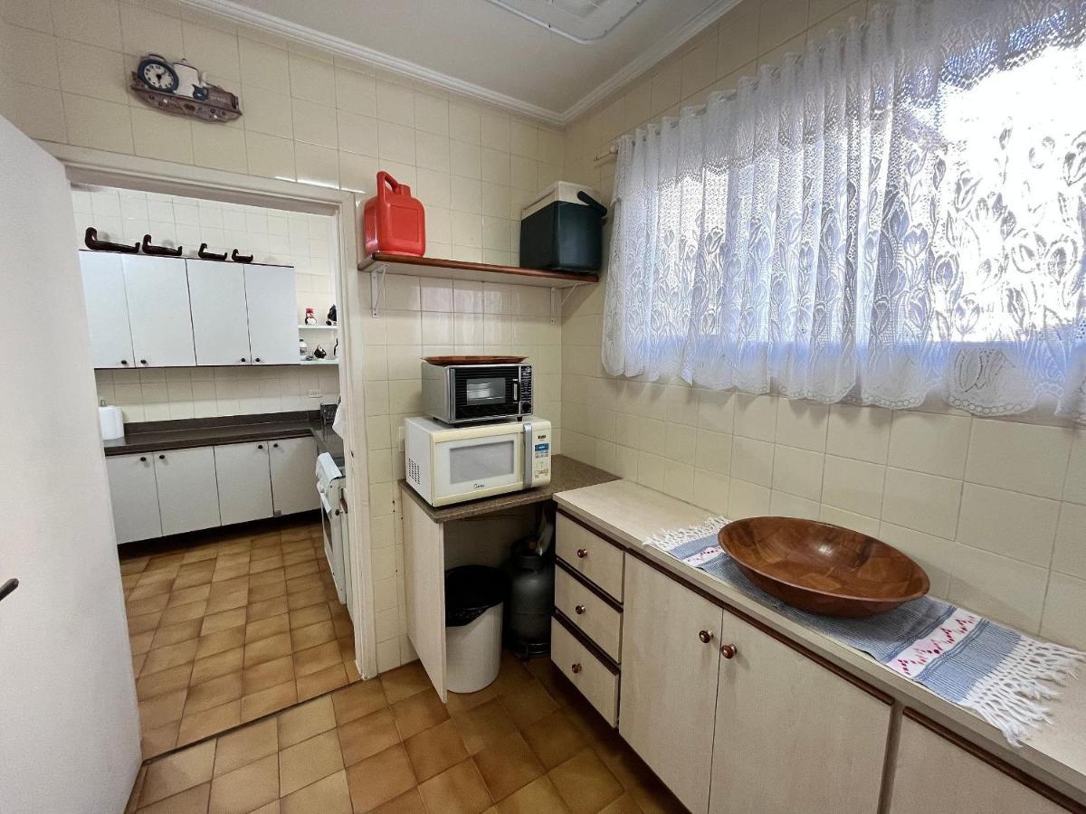 Super Aconchegante E Espacoso - Sacada Ampla E Perto Da Praia - Super Confortavel - Ap. 13 - Ed. Maison Du Parc Guarujá Eksteriør bilde