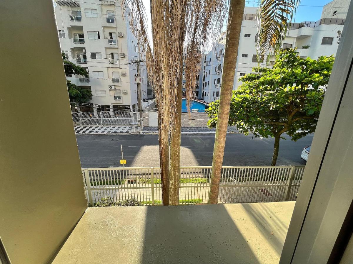 Super Aconchegante E Espacoso - Sacada Ampla E Perto Da Praia - Super Confortavel - Ap. 13 - Ed. Maison Du Parc Guarujá Eksteriør bilde